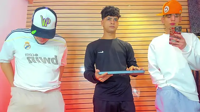 TheBatMansion online show from 9, 4, 2026