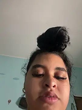 Snapshot of Aloyenita chatting on 9, 2, 2026 Aloyenita online show from 9, 2, 2026