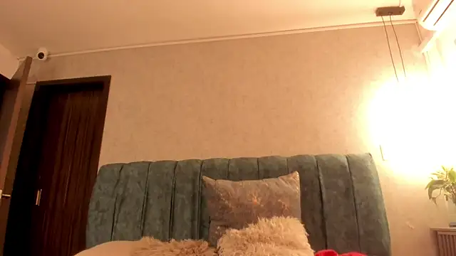 Aleera Walton online show from 27, 3, 2026