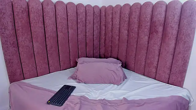 Zoe Banx online show from 1, 2, 2026