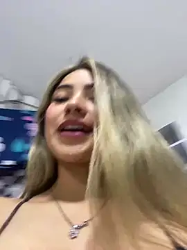 Snapshot of sweetlove- chatting on 21, 3, 2026 sweetlove- online show from 21, 3, 2026