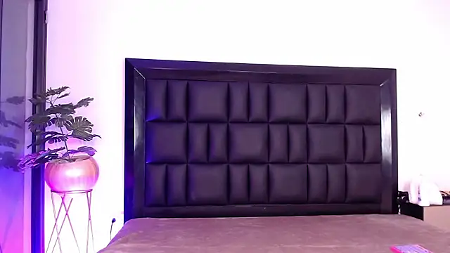 Snapshot of mia_roosee1 chatting on 20, 2, 2026 mia roosee1 online show from 20, 2, 2026