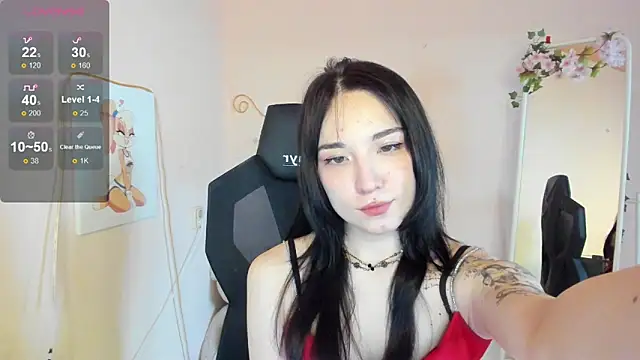 Snapshot of AliceeinWonderlanddd chatting on 29, 5, 2026 AliceeinWonderlanddd online show from 29, 5, 2026
