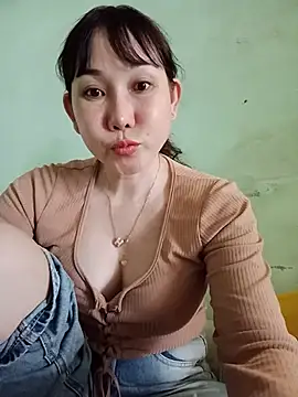 Snapshot of Ana-love2026 chatting on 5, 7, 2026 Ana-love2026 online show from 5, 7, 2026