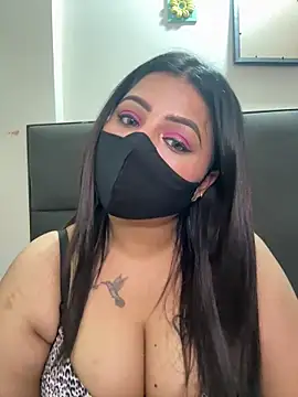 Snapshot of Myra_Desire69 chatting on 2, 2, 2026 Myra Desire69 online show from 2, 2, 2026