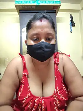 Snapshot of Curvy_Trisha chatting on 28, 5, 2026 Curvy Trisha online show from 28, 5, 2026