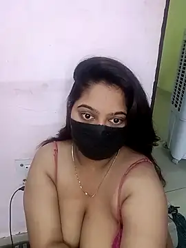 Snapshot of Aliya_Hott chatting on 4, 5, 2026 Aliya Hott online show from 4, 5, 2026