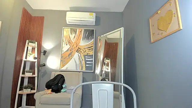 Snapshot of nina_swaan chatting on 10, 2, 2026 nina swaan online show from 10, 2, 2026