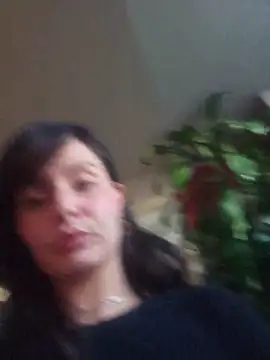Snapshot of RoxanneRiddle69 chatting on 17, 6, 2026 RoxanneRiddle69 online show from 17, 6, 2026
