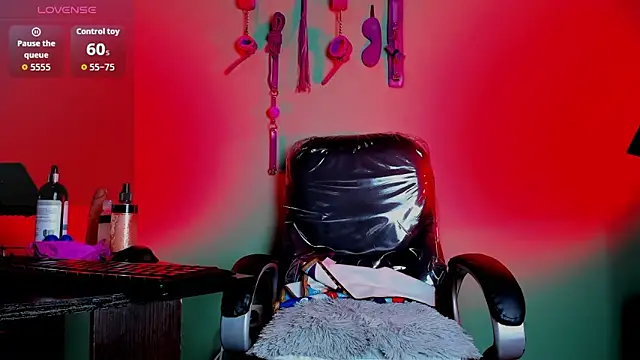 Snapshot of hazz_smith_ chatting on 27, 2, 2026 hazz smith online show from 27, 2, 2026