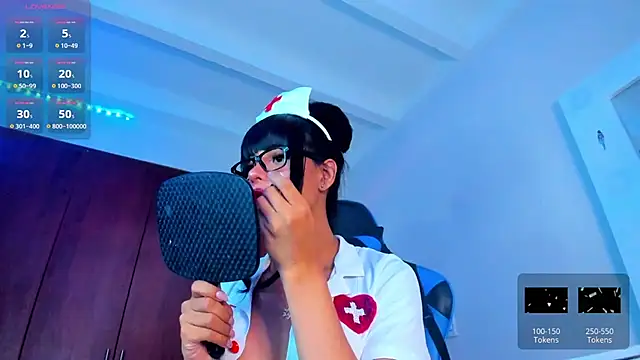 Snapshot of Salolatina chatting on 15, 4, 2026 Salolatina online show from 15, 4, 2026