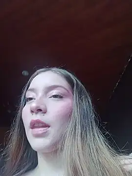 Snapshot of MimiSoftie chatting on 11, 3, 2026 MimiSoftie online show from 11, 3, 2026