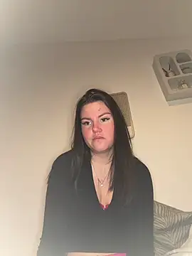 Snapshot of kiaraaaa75 chatting on 31, 3, 2026 kiaraaaa75 online show from 31, 3, 2026