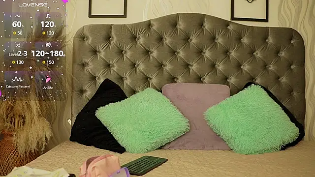 Snapshot of katt_eyes_ chatting on 25, 2, 2026 katt eyes online show from 25, 2, 2026