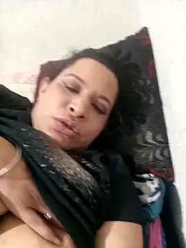 Snapshot of Camil4_milf_1 chatting on 4, 3, 2026 Camil4 milf 1 online show from 4, 3, 2026