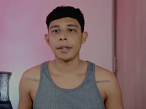 Snapshot of nilo2021 chatting on 27, 3, 2026 nilo2021 online show from 27, 3, 2026