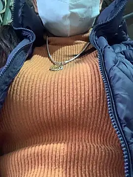 Snapshot of YANINA120 chatting on 10, 2, 2026 YANINA120 online show from 10, 2, 2026