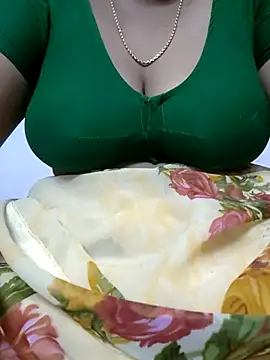 Snapshot of sindhu26 chatting on 27, 7, 2026 sindhu26 online show from 27, 7, 2026