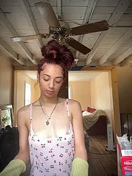 Snapshot of heluvsbabii chatting on 3, 4, 2026 heluvsbabii online show from 3, 4, 2026