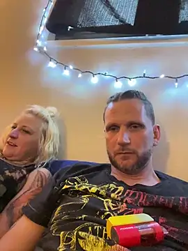 Snapshot of mileslongdeep chatting on 27, 4, 2026 mileslongdeep online show from 27, 4, 2026