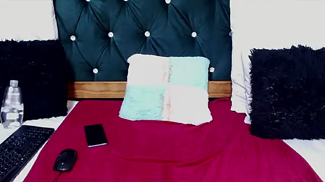 Snapshot of KittyGorgeousXX181 chatting on 2, 6, 2026 KittyGorgeousXX181 online show from 2, 6, 2026