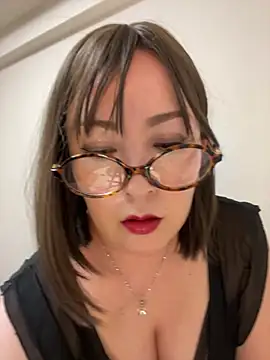 Snapshot of Mitsuco_surflady chatting on 23, 4, 2026 Mitsuco surflady online show from 23, 4, 2026