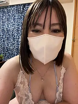 Snapshot of Mitsuco_surflady chatting on 28, 4, 2026 Mitsuco surflady online show from 28, 4, 2026