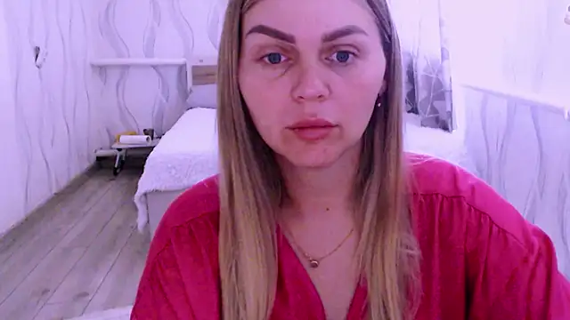 Snapshot of MagicKatarina_ chatting on 23, 6, 2026 MagicKatarina online show from 23, 6, 2026
