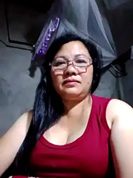 Snapshot of Cold-girlr12 chatting on 4, 5, 2026 Cold-girlr12 online show from 4, 5, 2026