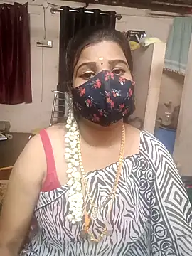 Snapshot of Madhusri_Tamil_Telugu chatting on 18, 4, 2026 Madhusri Tamil Telugu online show from 18, 4, 2026