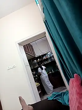 Snapshot of teluguaunty84 chatting on 28, 4, 2026 teluguaunty84 online show from 28, 4, 2026