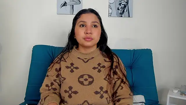 Snapshot of Victoria_Rosee chatting on 13, 2, 2026 Victoria Rosee online show from 13, 2, 2026