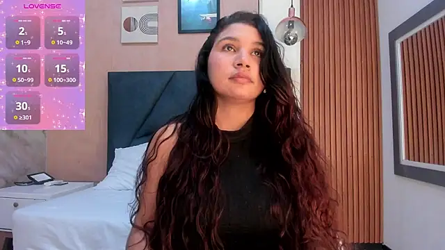 Snapshot of Victoria_Rosee chatting on 24, 3, 2026 Victoria Rosee online show from 24, 3, 2026