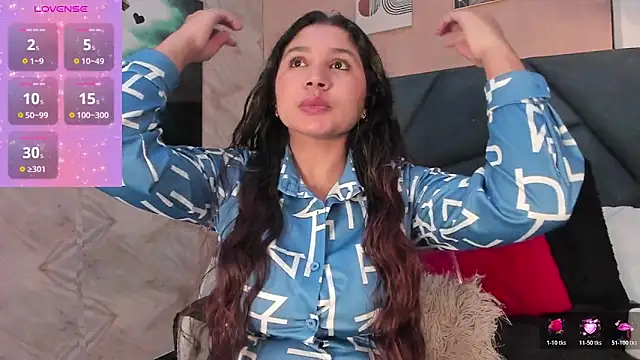 Snapshot of Victoria_Rosee chatting on 31, 3, 2026 Victoria Rosee online show from 31, 3, 2026