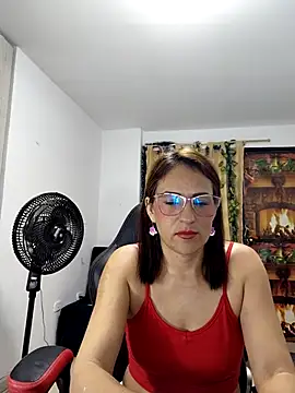 Snapshot of amelie_rose__ chatting on 5, 2, 2026 amelie rose online show from 5, 2, 2026