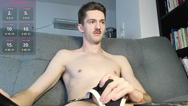 Snapshot of only_diego chatting on 4, 4, 2026 only diego online show from 4, 4, 2026