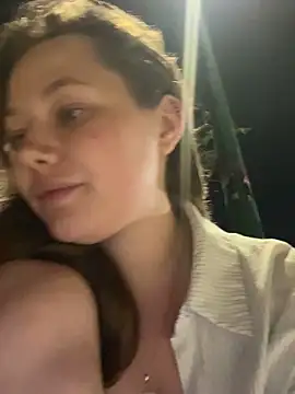 Snapshot of AsynaYuuki chatting on 1, 2, 2026 AsynaYuuki online show from 1, 2, 2026