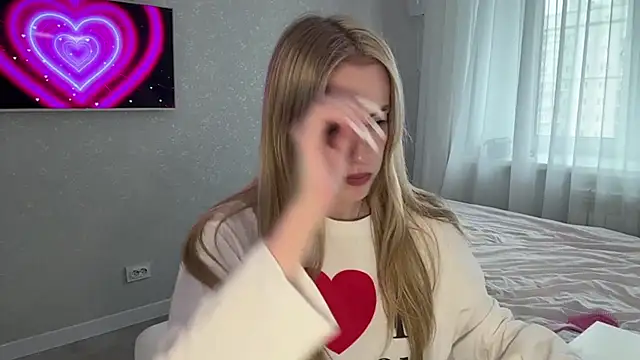 Snapshot of Between_Eeys chatting on 26, 5, 2026 Between Eeys online show from 26, 5, 2026