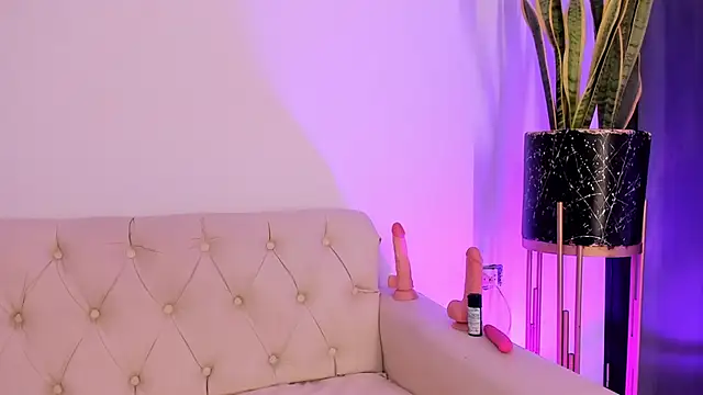 Snapshot of liorah_wolf chatting on 12, 2, 2026 liorah wolf online show from 12, 2, 2026