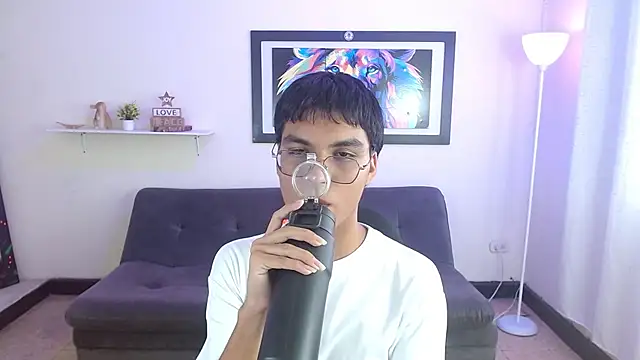 Maecum18 online show from 11, 4, 2026