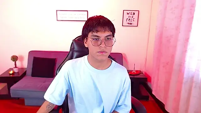 Snapshot of Maecum18 chatting on 13, 5, 2026 Maecum18 online show from 13, 5, 2026
