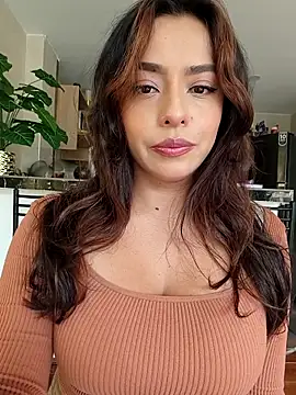 Snapshot of foxxy_lover chatting on 5, 5, 2026 foxxy lover online show from 5, 5, 2026