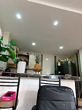 Snapshot of foxxy_lover chatting on 15, 5, 2026 foxxy lover online show from 15, 5, 2026