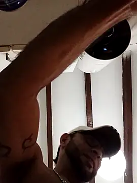 yoahotpetrafiery online show from 10, 2, 2026