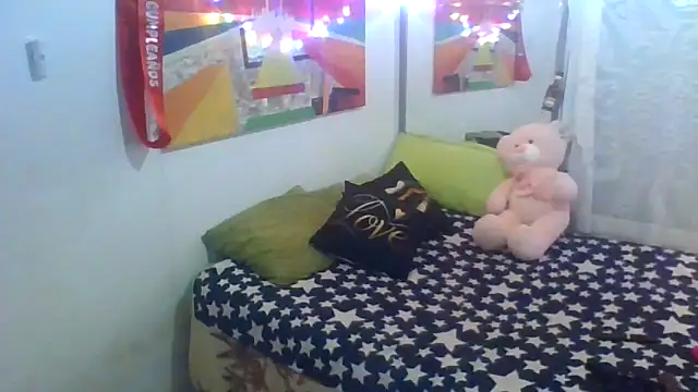 Snapshot of yoahotpetrafiery chatting on 11, 4, 2026 yoahotpetrafiery online show from 11, 4, 2026