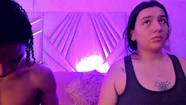 dafne and erick  online show from 9, 7, 2026