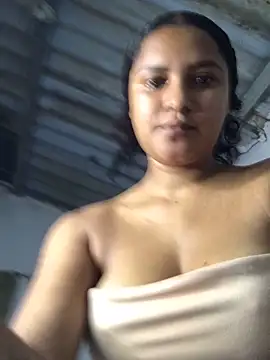 Snapshot of LiaRose- chatting on 19, 5, 2026 LiaRose- online show from 19, 5, 2026