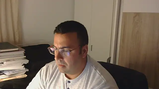 Snapshot of VanillaTime78-Jorge chatting on 18, 4, 2026 VanillaTime78-Jorge online show from 18, 4, 2026