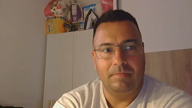 Snapshot of VanillaTime78-Jorge chatting on 25, 4, 2026 VanillaTime78-Jorge online show from 25, 4, 2026