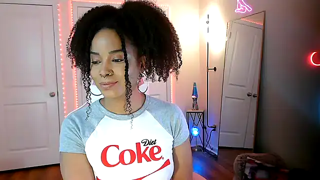 Snapshot of JazmineFoxx chatting on 9, 4, 2026 JazmineFoxx online show from 9, 4, 2026